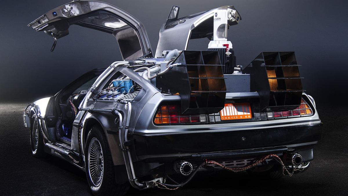 DeLorean - машина времени DeLorean - машина времени