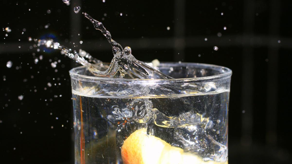 Яблочная вода Яблочная вода