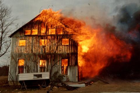 В селе Инчоун на пожаре погиб 49-летний мужчина — ИА Чукотка