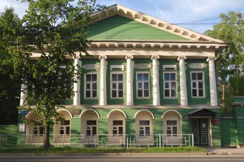 Оформил вывеску — получил деньги: предприниматели в Вологде теперь знают хитрый способ сэкономить