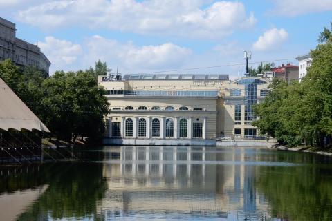 Где провести лето в столице: 11 лучших детских лагерей в Москве