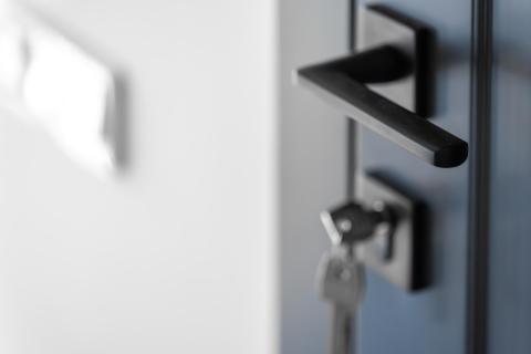 В Олонце пожилая женщина несколько дней звала на помощь — КарелИнформ