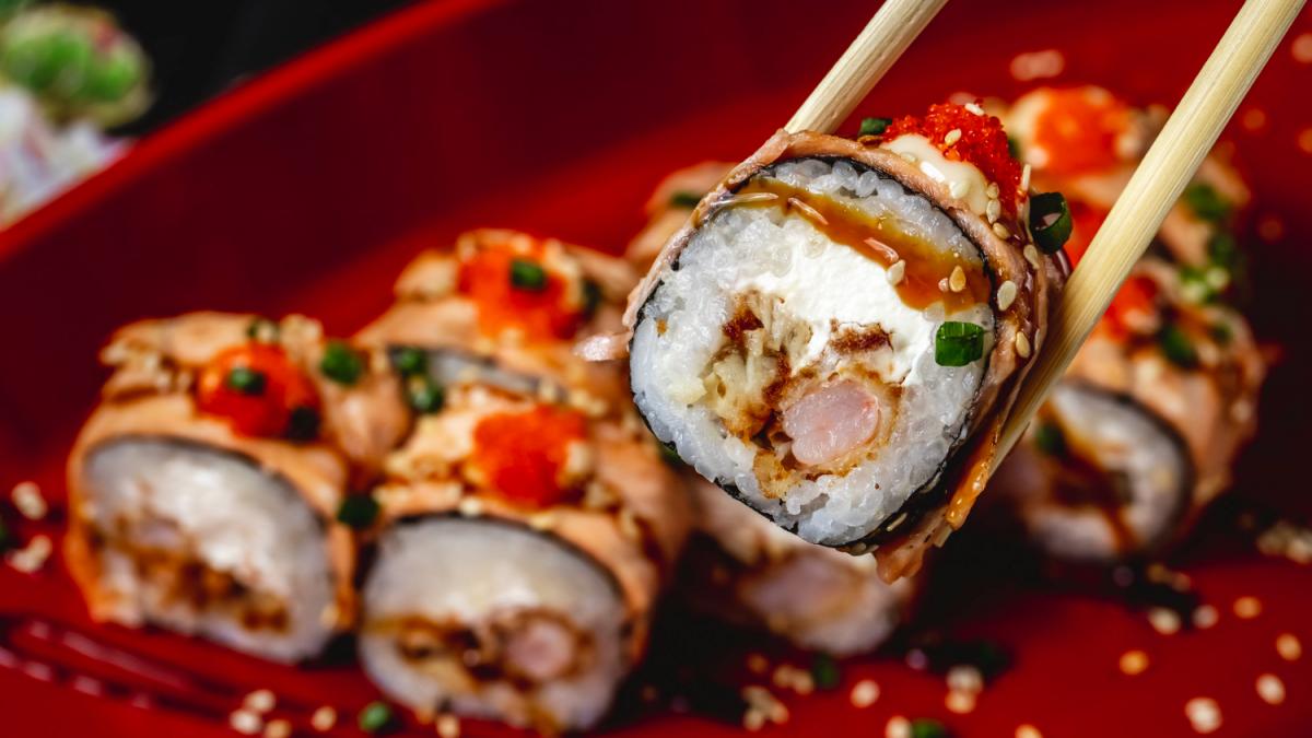 Роллы с курицей Роллы с курицей