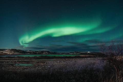 Полярные сияния усилились над Россией из-за корональной дыры