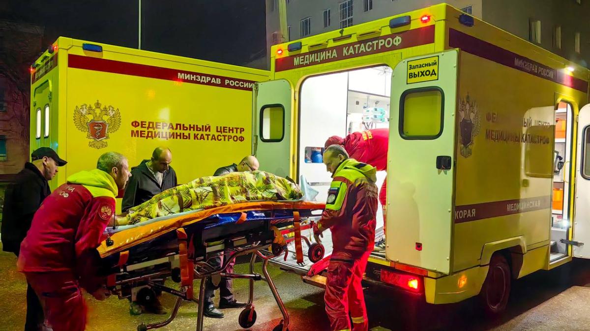 Машины Федерального центра медицины катастроф