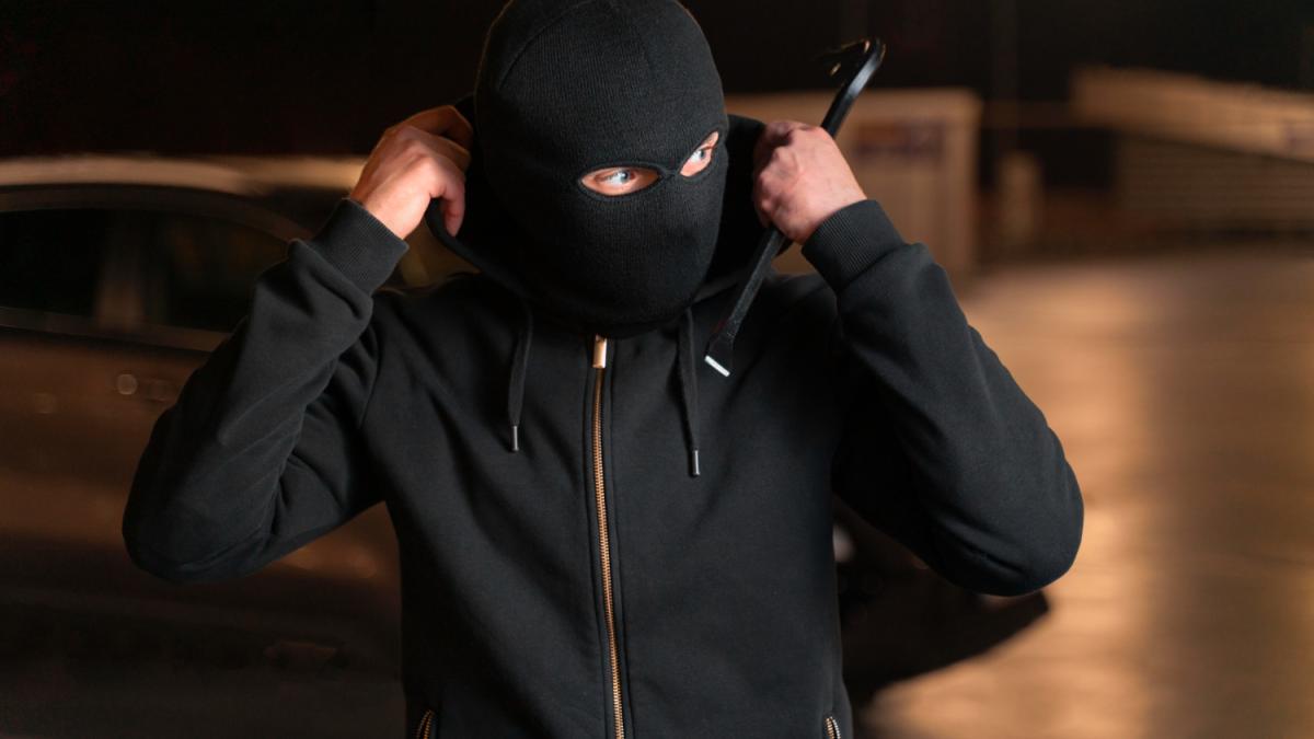 Грабитель Грабитель