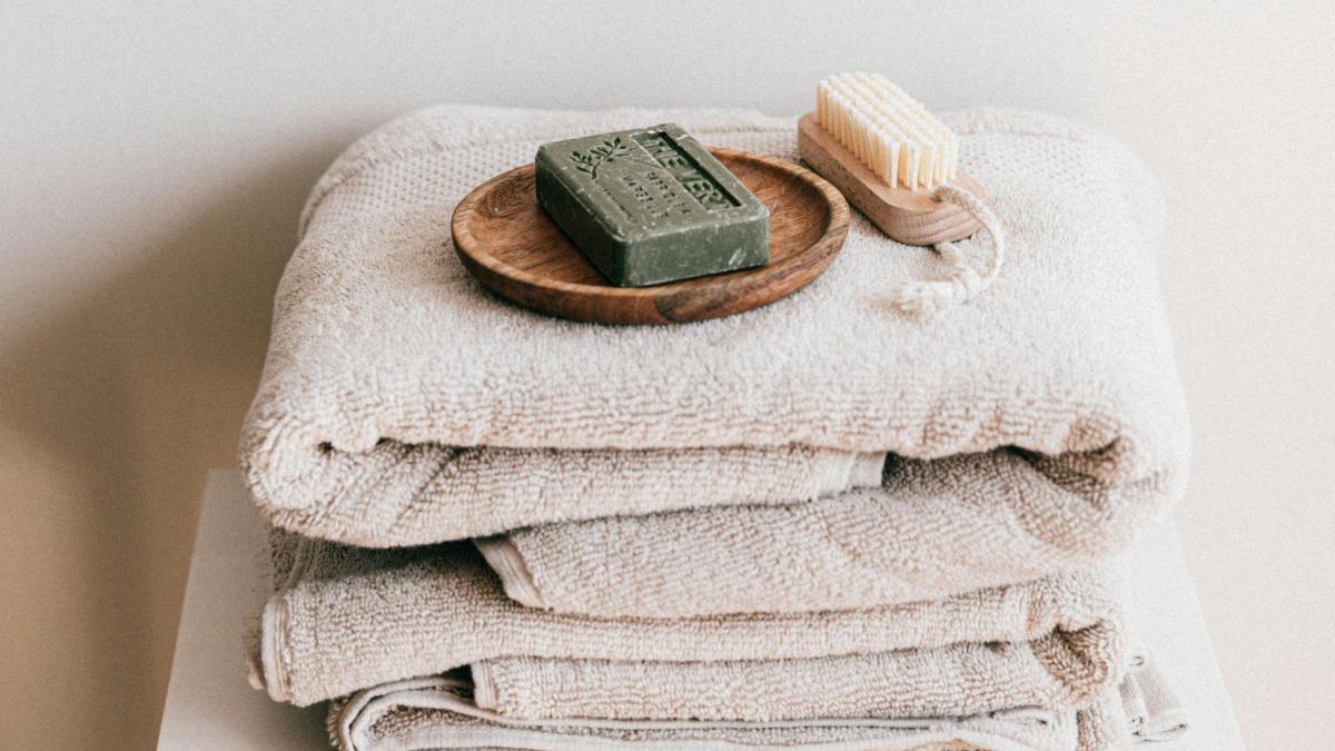 Массажная щетка