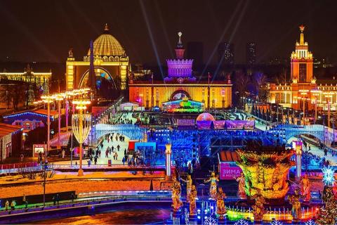 Москвичи активнее покупают зимние туры по столице