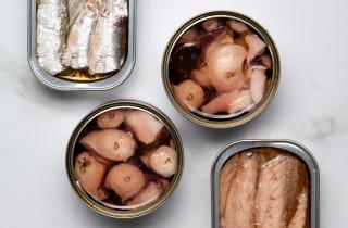 Тунец и моцарелла сделали салат Конакри сытным без лишней тяжести — Едим Дома