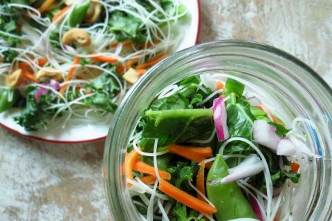 Учёные: веганская диета снижает вес быстрее средиземноморской