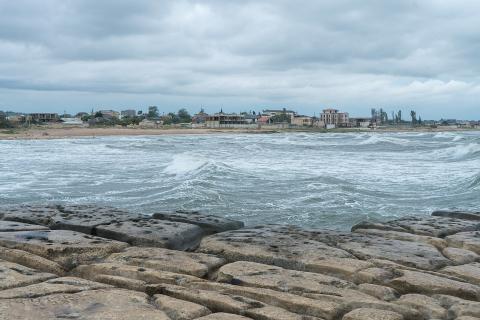 В Каспийском море появились два новых острова из-за обмеления