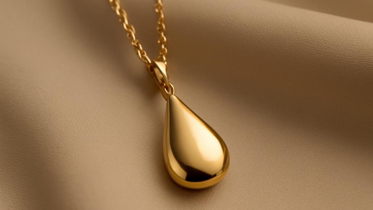Кулон капельной формы