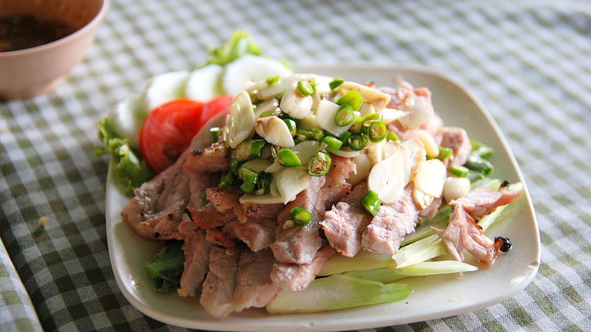 Салат с говядиной