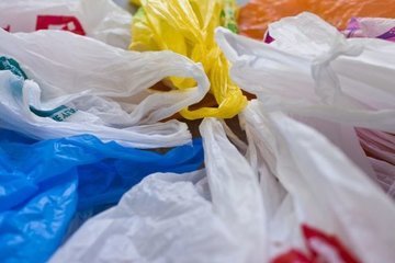 Запрет пластиковых пакетов в России - хорошая идея, которая мало что изменит
