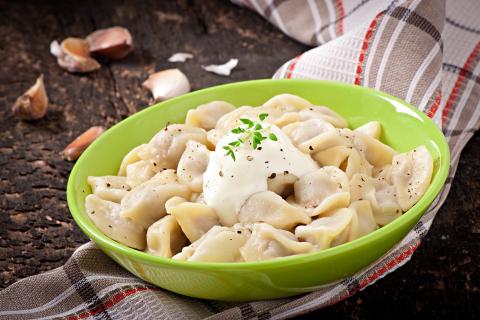 Вареники с творогом и черёмуховой мукой: традиционный рецепт с севера