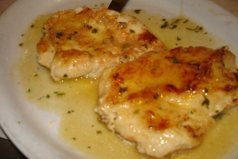 Арахисовая паста придала курице бархатную текстуру — кулинары