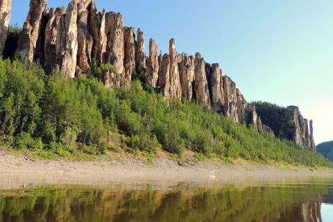 Семья с детьми не добралась до села в Якутии, спасатели предполагают, что они застряли из-за дождей