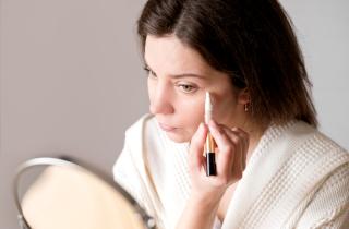 Увлажнение оживляет кожу и скрывает признаки болезни и усталости