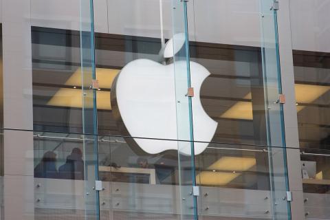 В iOS 26 появилась функция управления iPhone языком и мимикой