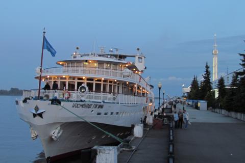 После 30 лет паузы — снова лайнеры: речные круизы по России становятся модным отдыхом После 30 лет паузы — снова лайнеры: речные круизы по России становятся модным отдыхом