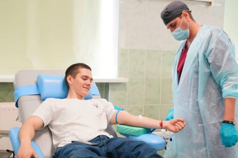 В 2025 году 1018 тюменцев вступили в регистр доноров костного мозга — URA.RU