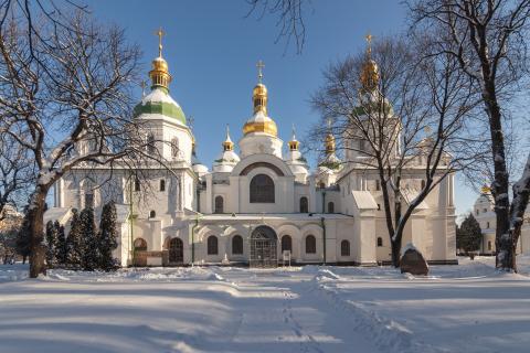 Вместо князя — женский скелет и старые газеты: куда пропали останки Ярослава Мудрого