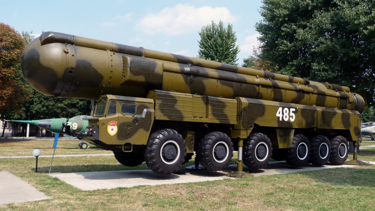 ядерная баллистическая ракета средней дальности "Пионер"