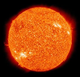 На Солнце зафиксирована мощнейшая вспышка за последние три года