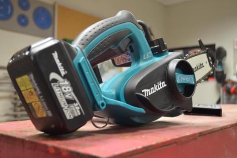 Неправильное натяжение цепи ускоряет износ аккумуляторных пил — садоводы