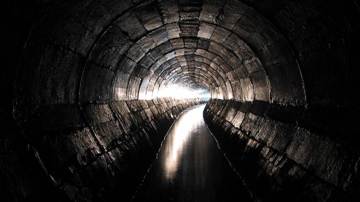 Канализационный коллектор в Калининграде