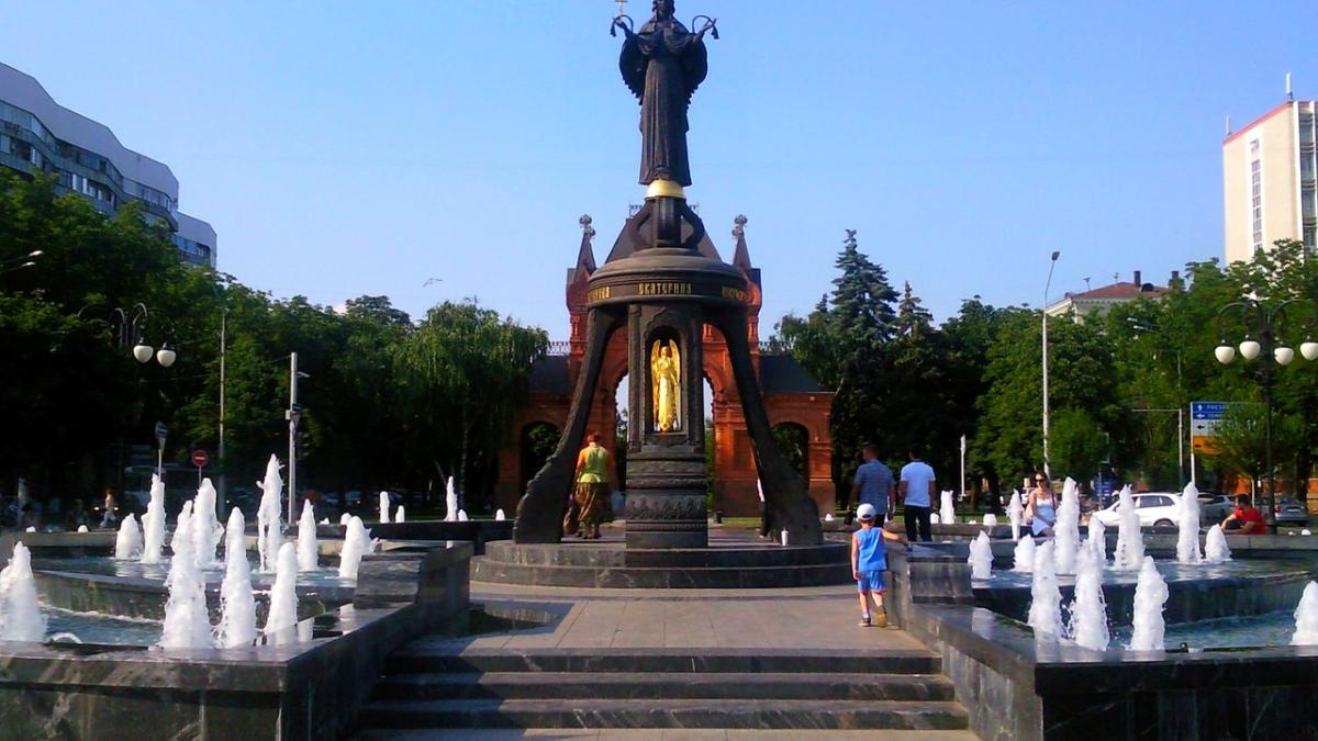 Памятник Святой Екатерине в Краснодаре