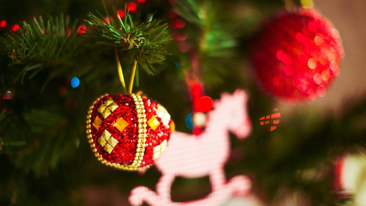 Новогодние украшения к Году лошади