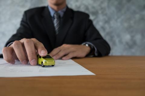 Стоимость полиса ОСАГО снижается: подробности о новых расценках