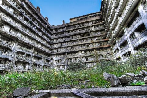 ЮНЕСКО: Хасима — заброшенный остров у берегов Японии стал туристическим объектом