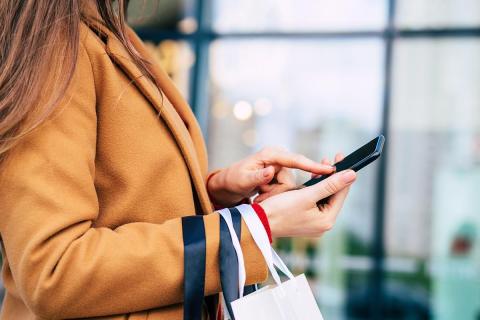 Илон Маск предсказал конец эпохи смартфонов через пять лет