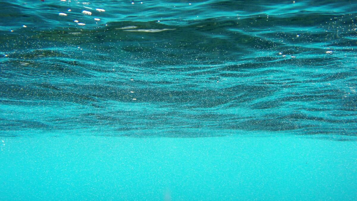 Прозрачная вода Прозрачная вода