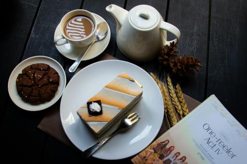 Недолгая выпечка помогла сохранить мягкость основы пирожных — специалисты