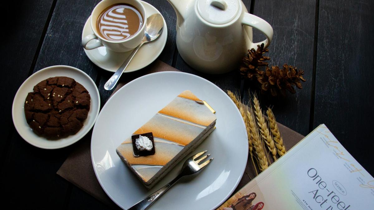 Десерт и кофе