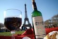 На МКС отправили французское вино На МКС отправили французское вино