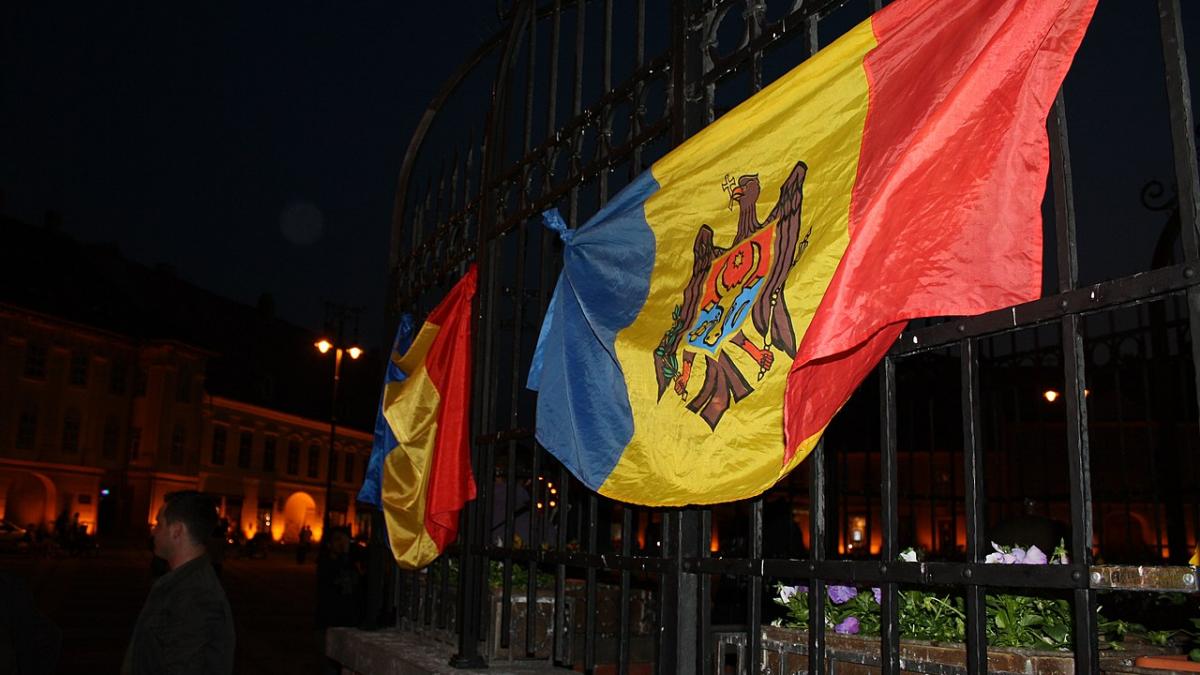 Флаг Молдавии Флаг Молдавии