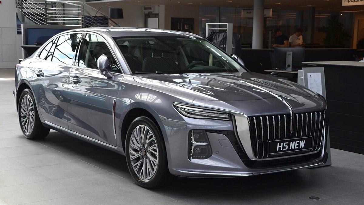 китайский седан Hongqi H5 2023 китайский седан Hongqi H5 2023