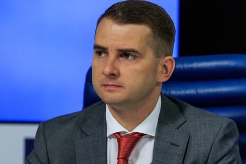 Пьяные дебоширы в небе под прицелом: как изменятся наказания за хулиганство