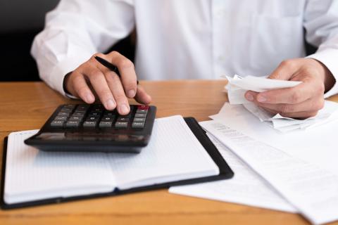 Хабаровского бизнесмена обвиняют в уклонении от налогов на 5,5 миллиона рублей