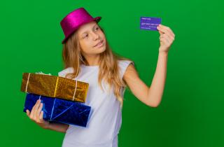 Дети начинают понимать ценность денег с трёх лет — психолог Прокофьева