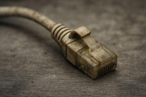 Интернет кабель