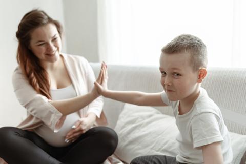 Ребенка нужно научить выражать злость — психолог Наумова