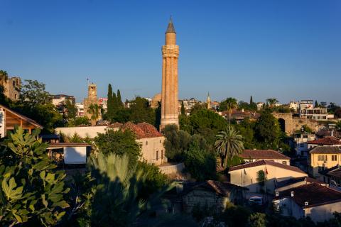 Анталья удивила туристов новым маршрутом — путешествие сквозь века и формы уже началось