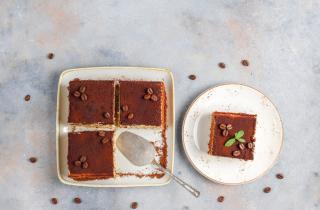 Печенье признали удобной основой для десертов без выпечки — технологи