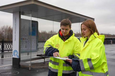 В Ноябрьске теплые остановки не работают из-за установки видеонаблюдения — администрация