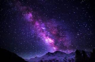 Водородные галактики указывают на раннюю стадию эволюции — доктор Юнг